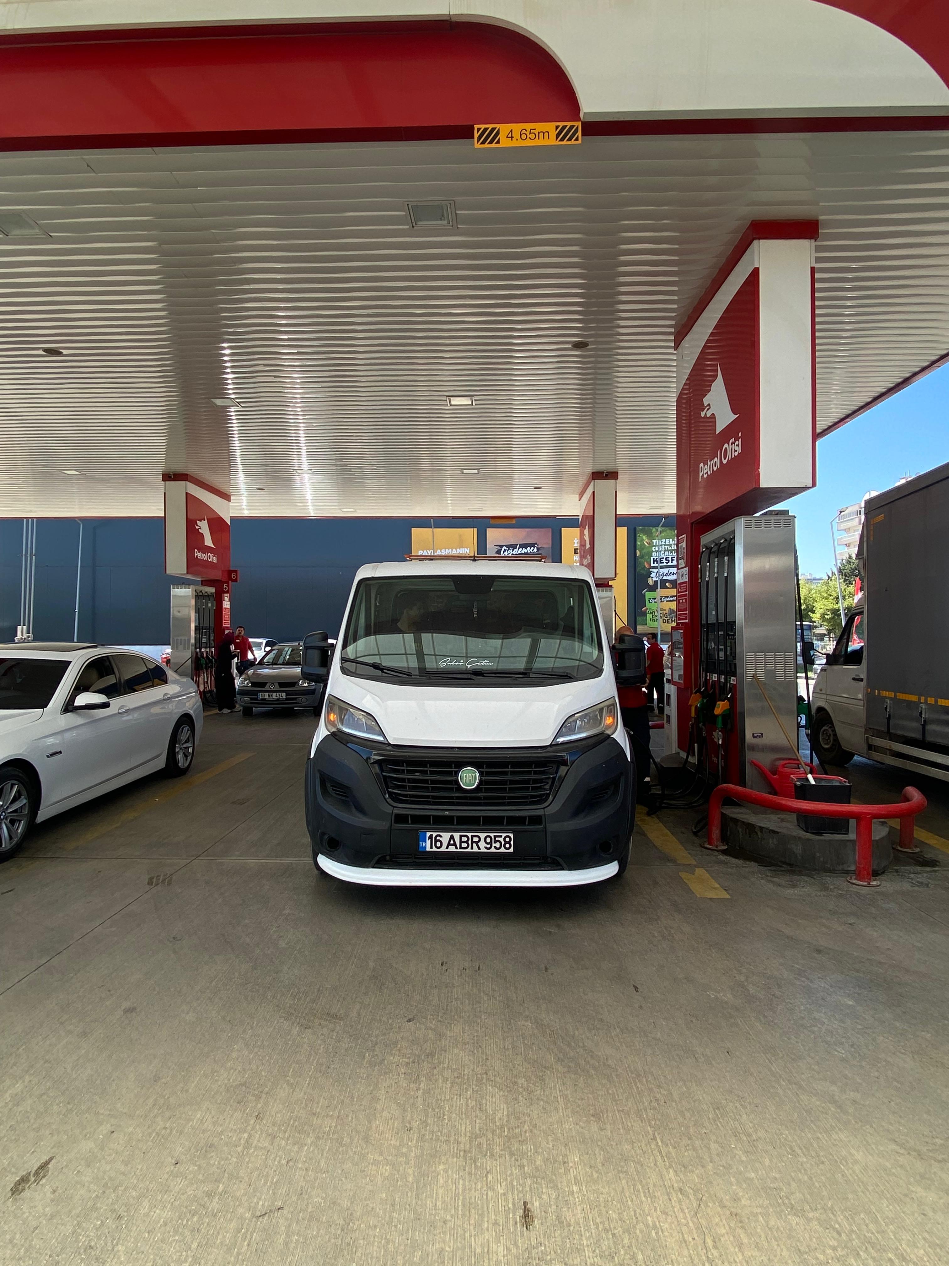 Hobby Garage İzmir oto çekici ile yapılan gerçek araç taşıma işi, kare 09