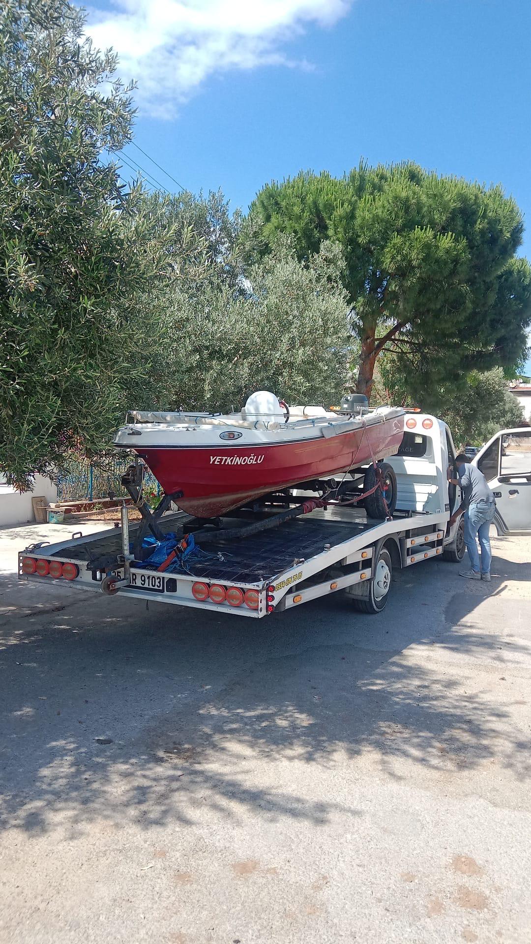 Hobby Garage İzmir oto çekici ile yapılan gerçek araç taşıma işi, kare 30