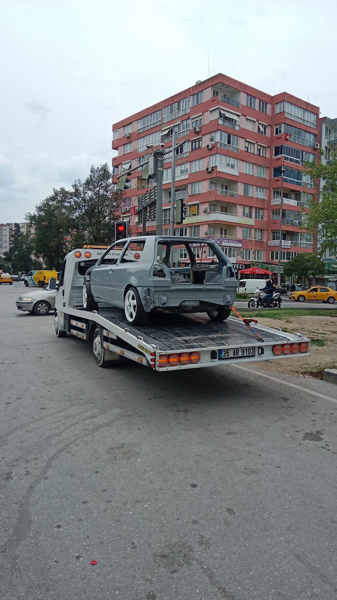 Hobby Garage İzmir oto çekici ile yapılan gerçek araç taşıma işi, kare 33