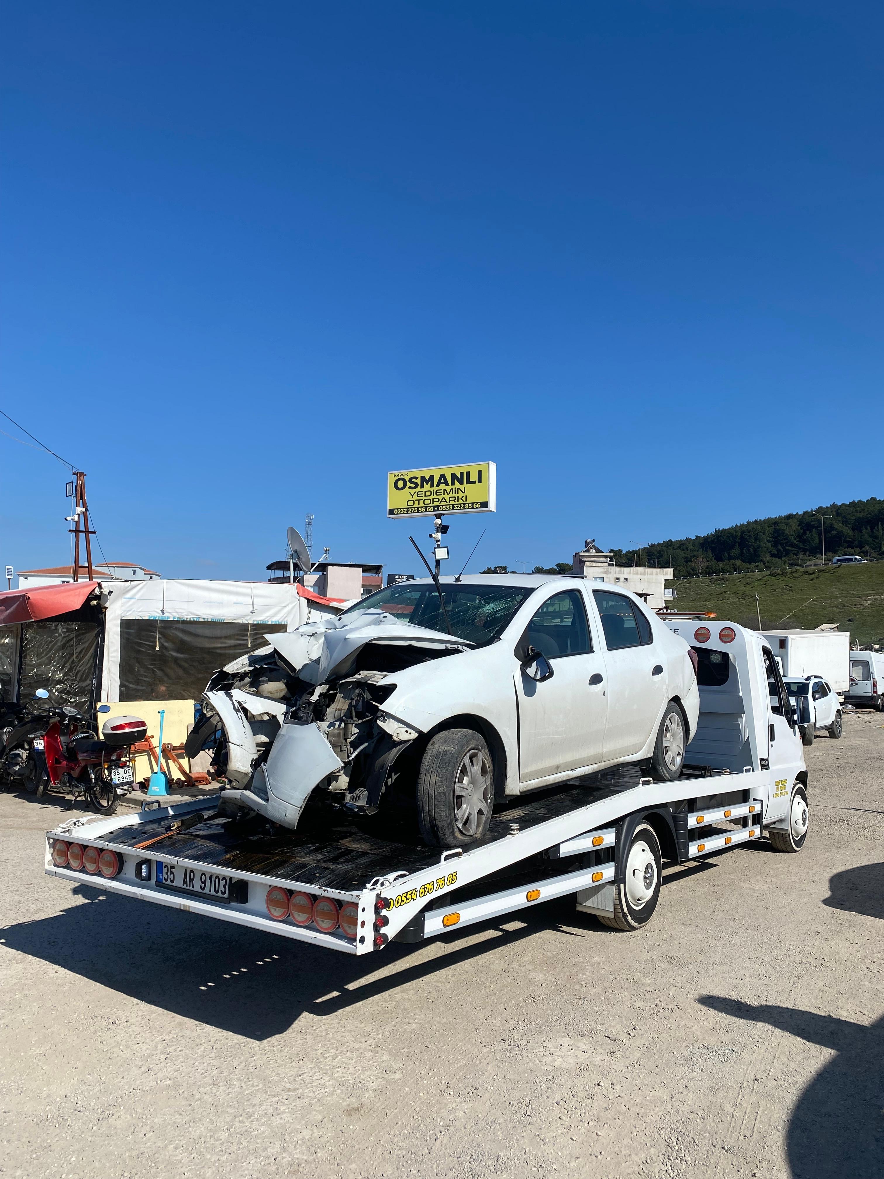 Hobby Garage İzmir oto çekici ile yapılan gerçek araç taşıma işi, kare 41